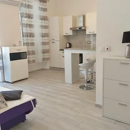 Studio Vesna - City Center *